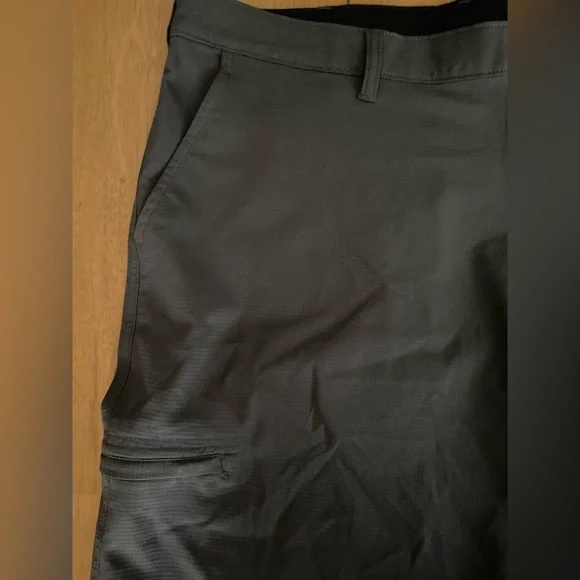 Champion cargo gray shorts with side pockets size 40 - Picture 9 of 9